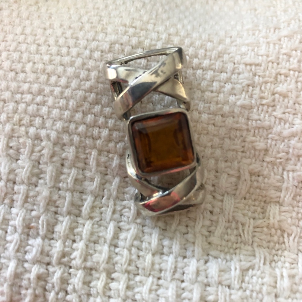 Vintage silver & yellow stone pendent